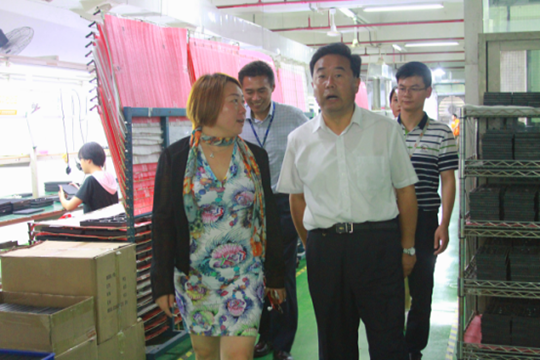 甘肃省武山县领导莅临leyu乐鱼参观考察