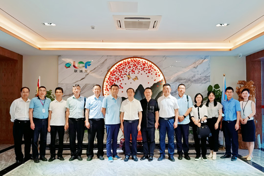 安顺市文化考察团莅临leyu乐鱼参观调研 