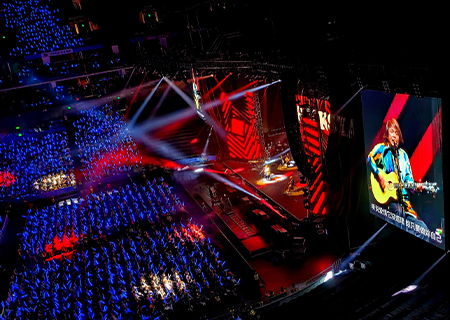 leyu乐鱼LED透明闪耀伍佰北京演唱会（第一场）